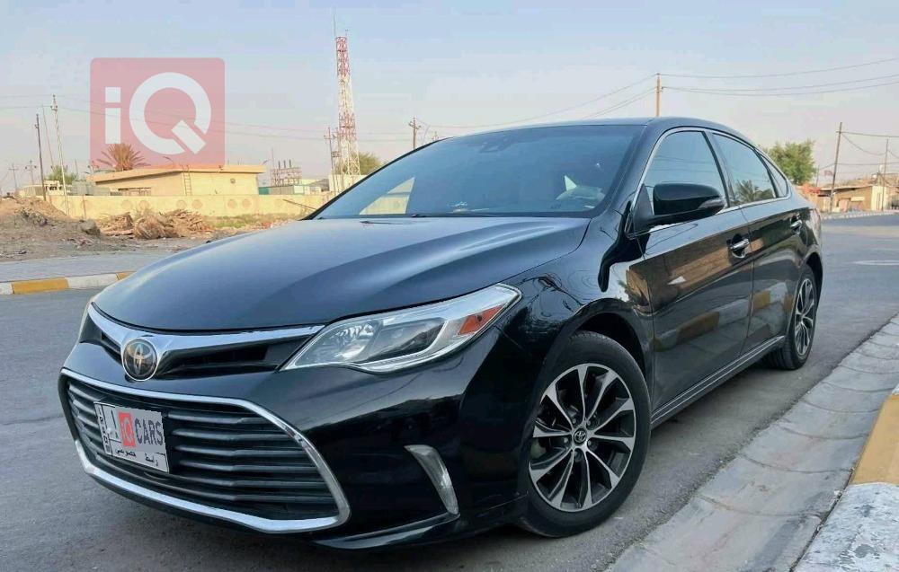 تويوتا أفالون